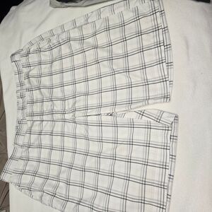 PGA Tour Golf Shorts Size 38 Plaid Shorts < 2 For 1 Shipping>